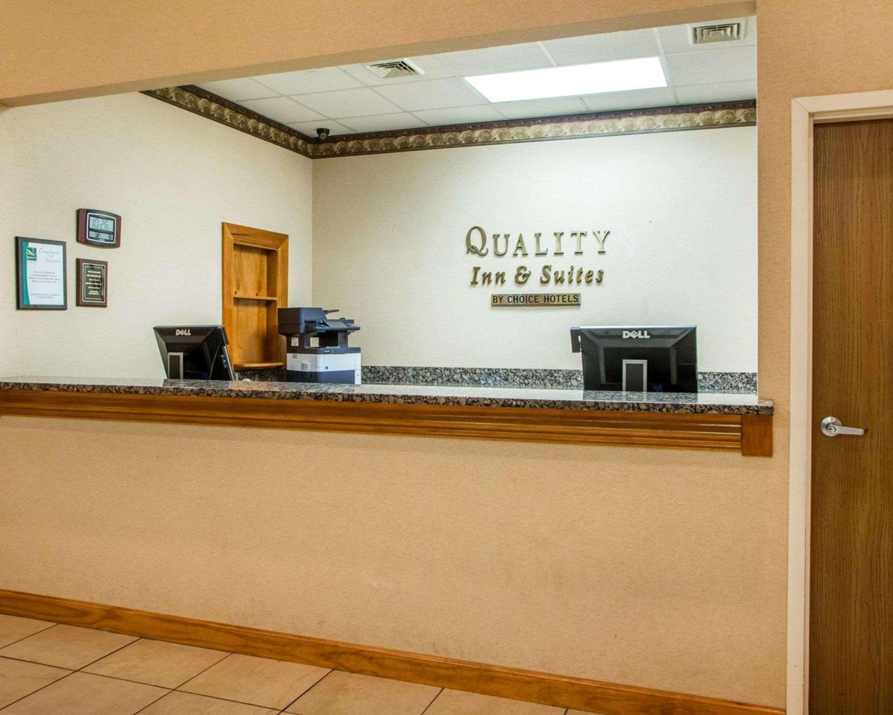 Quality Inn & Suites South-Obetz Esterno foto